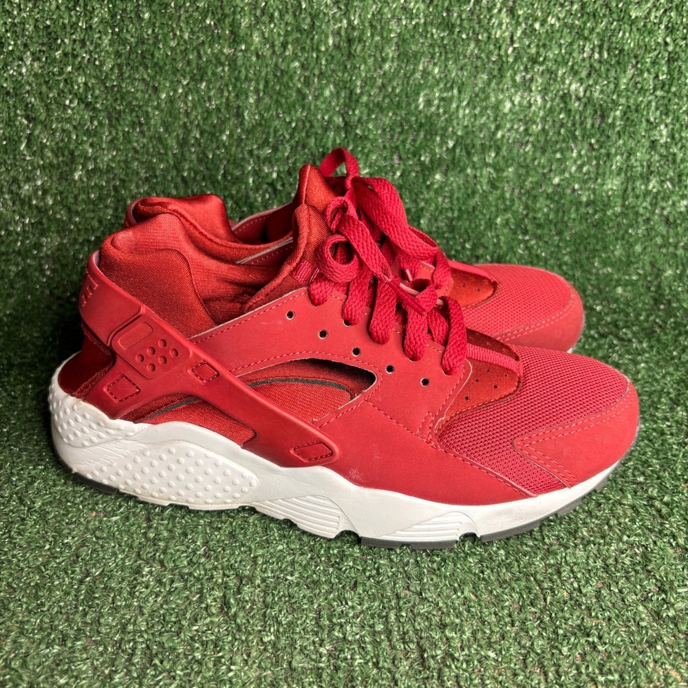 Nike Air Huarache Run GS Athletic Lifestyle Sneaker Gym Red White Womens 7(5.5Y)